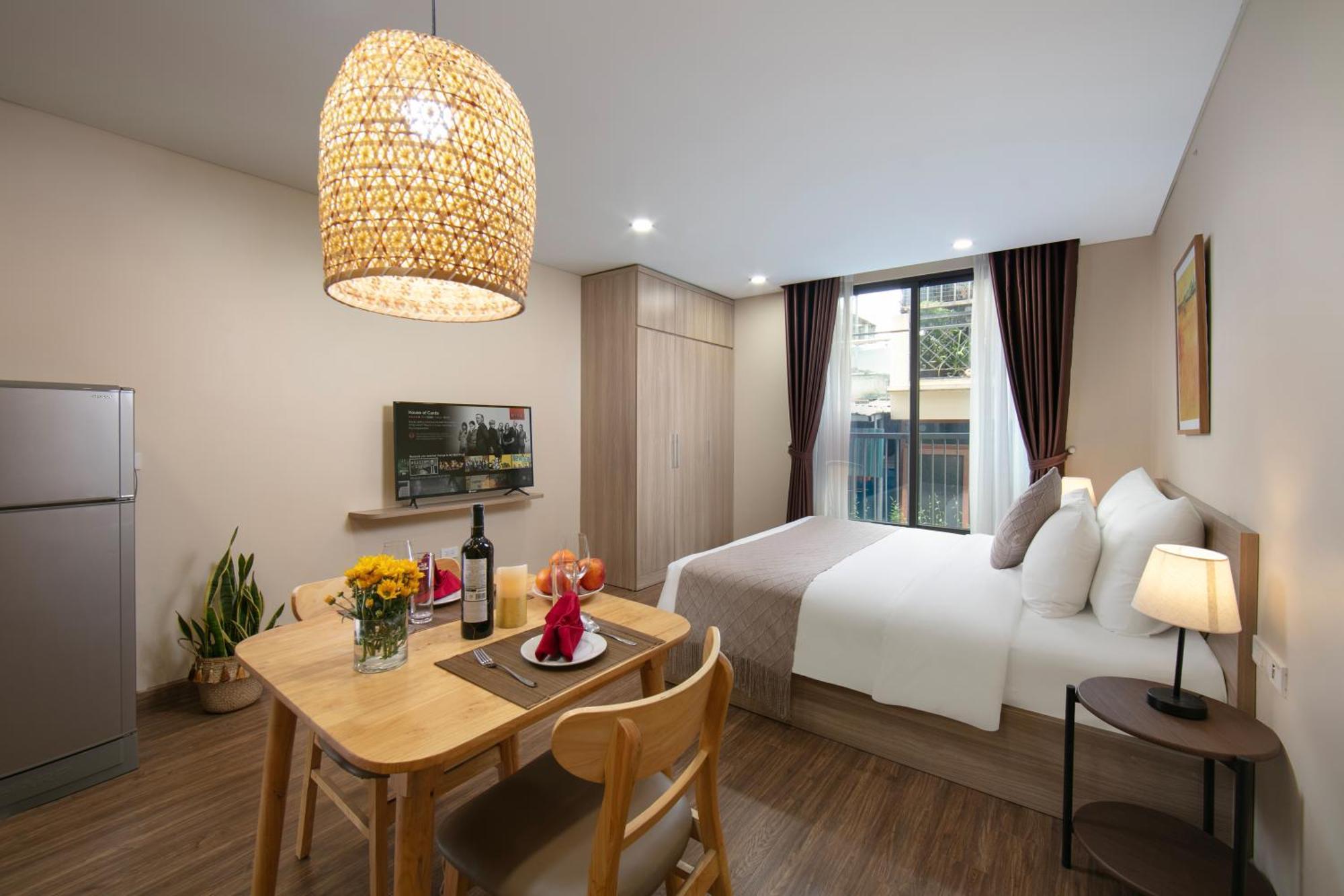Hb Serviced Apartment - Lac Long Quan Ханой Екстериор снимка
