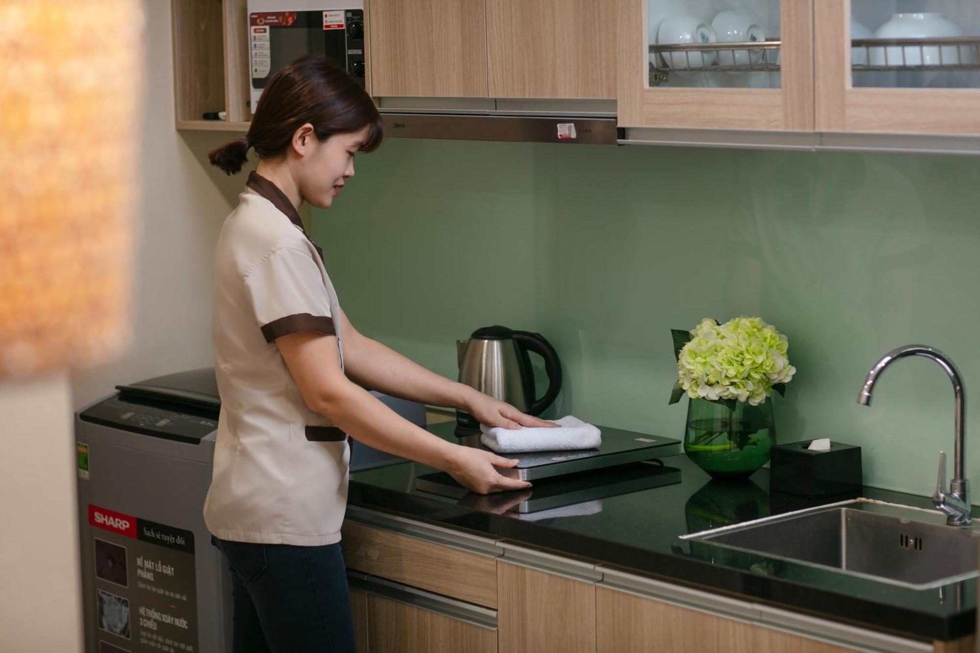 Hb Serviced Apartment - Lac Long Quan Ханой Екстериор снимка